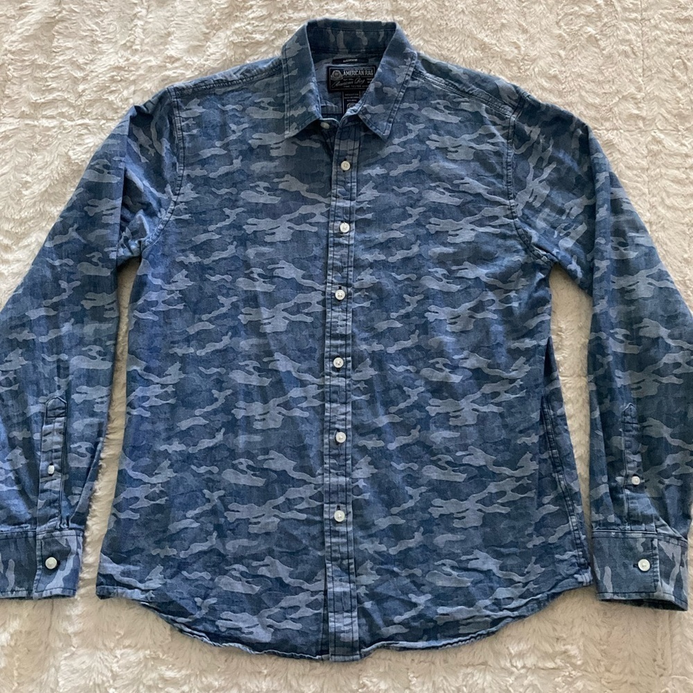 Men’s American Rag Blue Camo Button-Down Shirt Size Medium